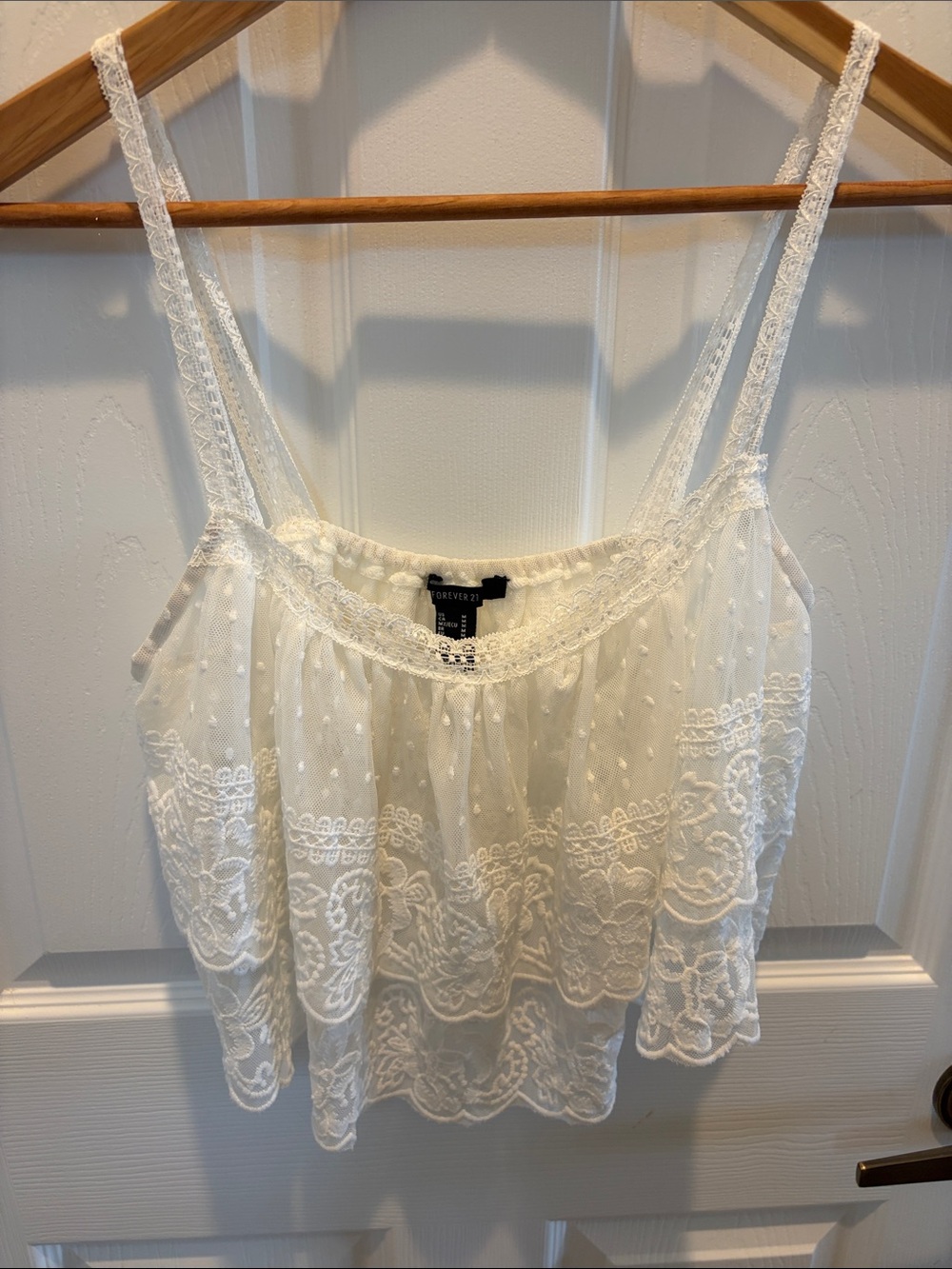 Forever 21 Ivory Lace Overlay Cropped Cami..size medium